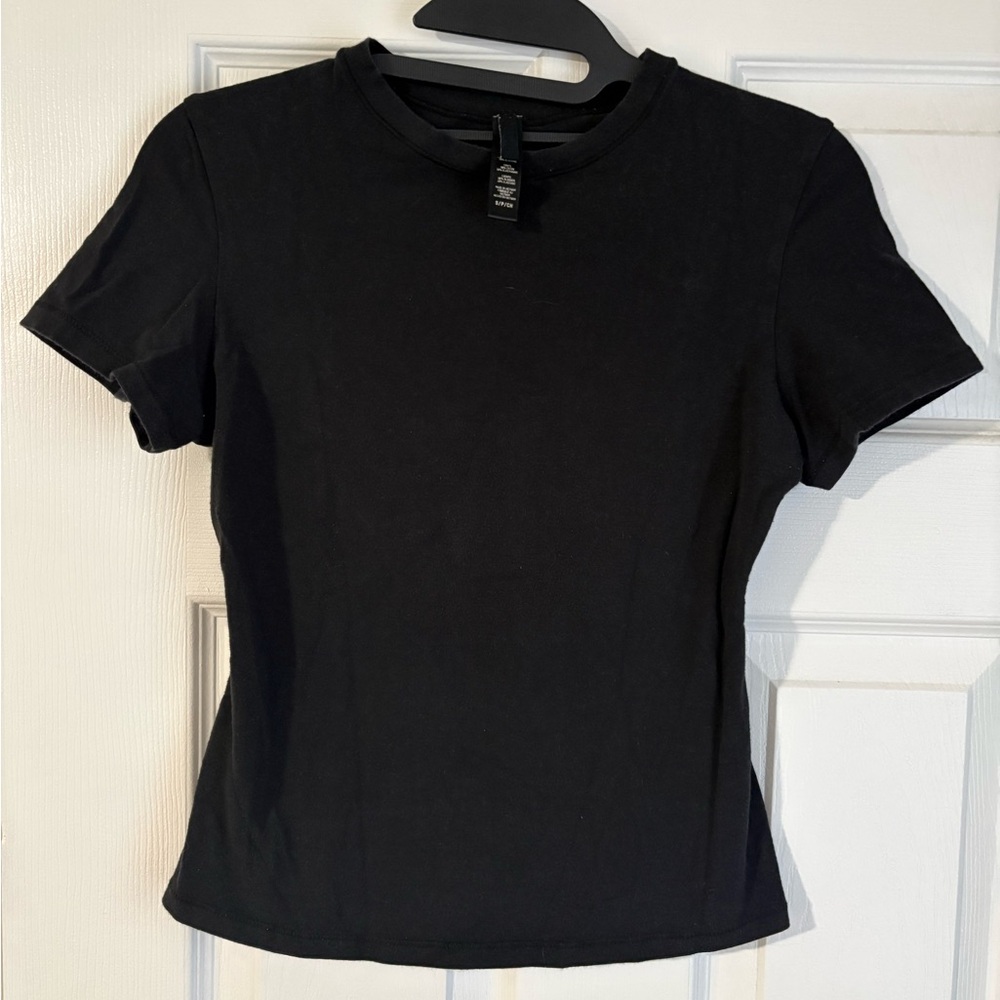 Skims black tshirt and Skims black tank top